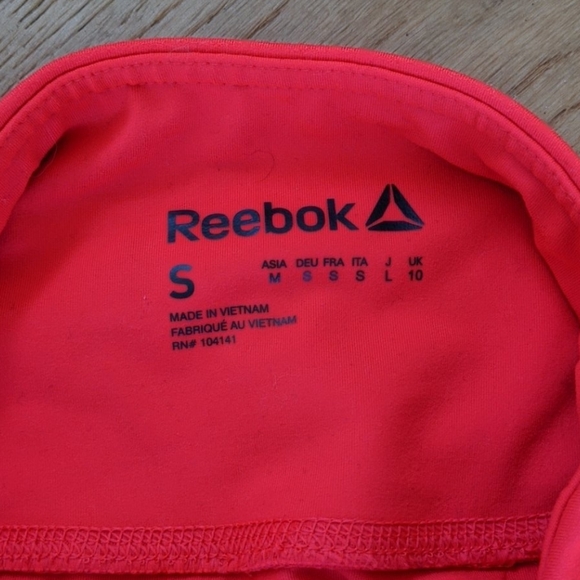 Reebok small women's running leggings / yoga pants - Picture 3 of 4